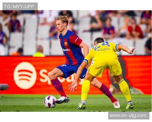 意甲激战巴萨狂胜热刺六比二争议判罚引发全场热议